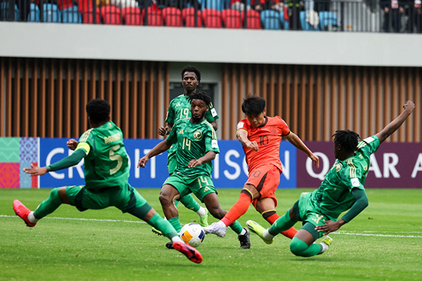 上半年國(guó)家青年聯(lián)盟的沙特阿拉伯0-0 王尤東（Wang Yudong）僅錯(cuò)過了機(jī)會(huì)