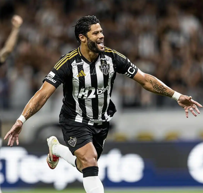 38歲的綠巨人反對天堂的意志！ 439個進球與內馬爾并列 并與巴西的得分手并列