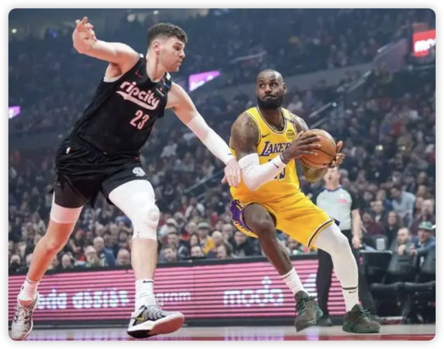 詹姆斯40+8里夫斯32分 東契奇缺陣湖人勝開拓者 